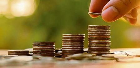 ¿Es mejor ahorrar con un depósito o invertir? Cuatro trucos para saberlo