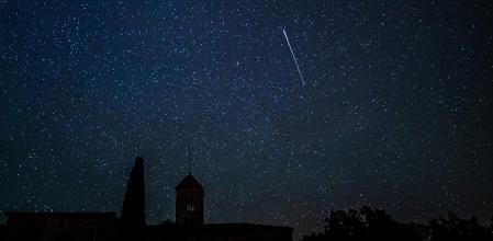 Lluvia de estrellas fugaces gemínidas.