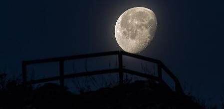 La luna en Les Masies de Voltregà.