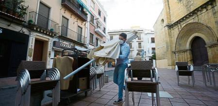 Riesgo extremo en España: el virus se descontrola por la relajación navideña