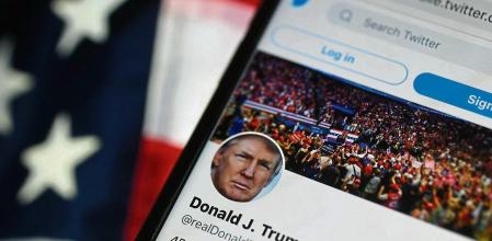 La UE critica la censura del Twitter de Trump y teme que siente precedente