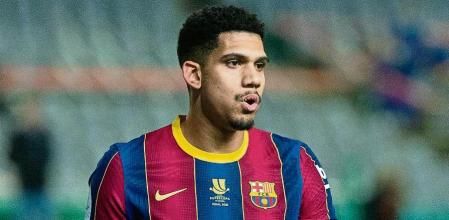 Con el 4, Ronald Araújo