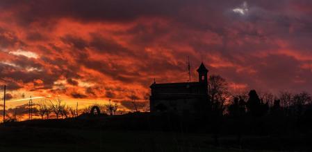 Candilazo en la ermita de Sant Jaume de Vilamontà de Manlleu.