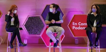 Jéssica Albiach, Pablo Iglesias y Ada Colau durante el acto central de campaña de los comunes