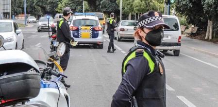 Policía Local en la ciudad.