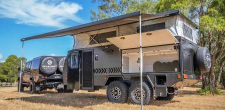 Este remolque cámper todoterreno es el sueño ideal para las mentes más aventureras.
