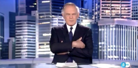 Pedro Piqueras, 'cazado' viendo su propio informativo