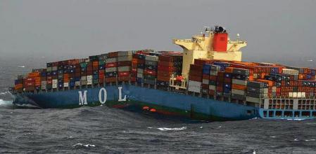 In this photograph received from the Indian Ministry of Defence on June 20, 2013, the doomed MV Mol Comfort, carrying a crew of 26, is seen adrift at sea after its hull broke into two some 320 kms (200 miles) from the Yemeni coast on June 17, 2013. The MV Mol Comfort, carrying a crew of 26, was heading to Singapore from Jeddah when it split into two some about 200 miles from the Yemeni coast. The crew, twelve Russians and 14 Filipinos, were rescued. AFP PHOTO/MINISTRY OF DEFENCE----EDITORS NOTE---- RESTRICTED TO EDITORIAL USE - MANDATORY CREDIT -