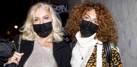 Barbara Rey y su hija Sofia Cristo por las calles de Madrid el pasado invierno