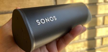 El nuevo altavoz Sonos Roam.