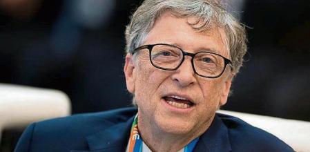 FILE PHOTO: Microsoft founder Bill Gates attends a forum of the first China International Import Expo (CIIE) in Shanghai on November 5, 2018. Matthew Knight/Pool via REUTERS/File Photo