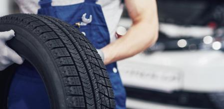 Es importante cambiar los neumáticos cuando se detecta su desgaste y deterioro