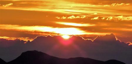 Vistas del amanecer desde el Coll de Bracons.
