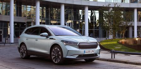 El opcional frontal Crystal Face es el elemento más destacado del diseño exterior del nuevo Enyaq iV&nbsp;