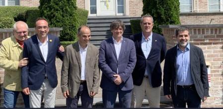 Los exconsellers, durante una visita al expresident Carles Puigdemont