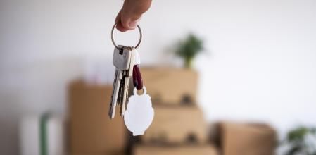 El parque de vivienda social es solo del 1,1% en España, el menor de los países de la OCDE