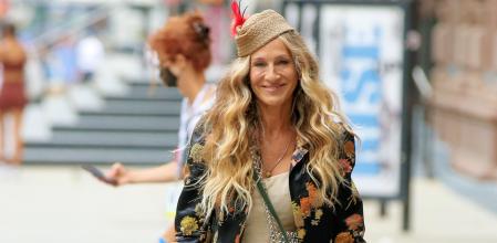 Carrie Bradshaw (Sarah Jessica Parker) en el rodaje de 'And Just Like That...'