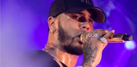 El cantante de reguetón Anuel AA presenta su último disco 'Los Dioses'