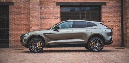 El primer SUV de la marca británica monta un potente V8 biturbo de 550 CV&nbsp;