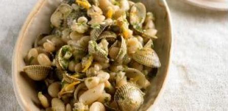 Judías blancas con berberechos