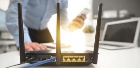 No hay peligro en tener el router del WiFi encendido