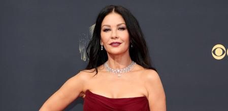 Catherine Zeta-Jones en la antesala de los premios Emmy