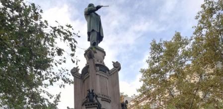 Monumento a Josep Anselm Clavé ubicado en el Passeig de Sant Joan.