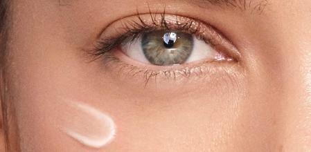 Sérums para el contorno de ojos: luce una mirada más joven y llena de vida por menos de 20€