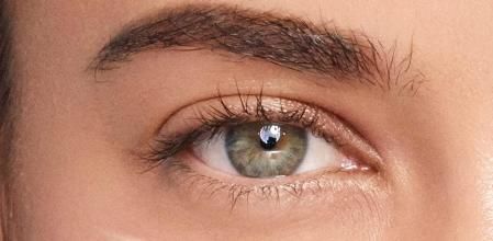 Sérums para el contorno de ojos: luce una mirada más joven y llena de vida por menos de 20€