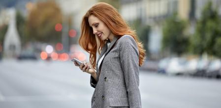 El blazer es una prenda ideal para ir a la oficina.