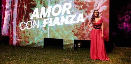 Mónica Naranjo presenta 'Amor con fianza'