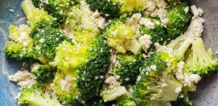 Brócoli al vapor con sésamo