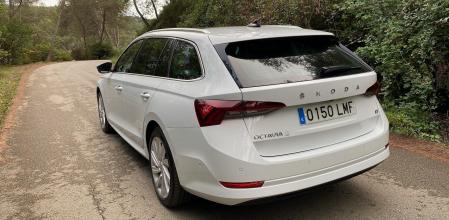 Skoda Octavia Combi iV PHEV, familiar híbrido enchufable