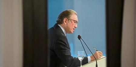El conseller de Economía, Jaume Giró, comparece en rueda de prensa, tras la presentación de los Presupuestos 2022, en el Parlament de Cataluña, a 9 de noviembre de 2021, en Barcelona, Cataluña (España). El Consell Executiu ha aprobado el proyecto de Presupuestos catalanes de 2022 sin que el Govern cuente con los votos necesarios para aprobarlos, debido a que las relaciones con la CUP, siguen sin prosperar. Sin embargo, PSC y los comuns ya se han ofrecido para negociar. Durante la Mesa y la Junta de Portavoces, se ha detallado que los grupos tienen margen para presentar enmiendas a la totalidad hasta el 22 de noviembre. Asimismo, el Parlament prevé celebrar el pleno en el que se votará el proyecto de ley de Presupuestos de 2022 y la ley de acompañamiento el miércoles 23 de diciembre, con la intención de cumplir con el compromiso del Govern de que entre en vigor el 1 de enero. 09 NOVIEMBRE 2021;PRESUPUESTOS;PARLAMENT;PRESUPUESTOS 2022 David Zorrakino / Europa Press 09/11/2021