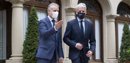 El lehendakari junto al presidente del Tribunal Superior de Justicia del País Vasco (TSJPV), tibuanl cuya Sala de lo contencioso-administrativo ha vetado el pasaporte covid