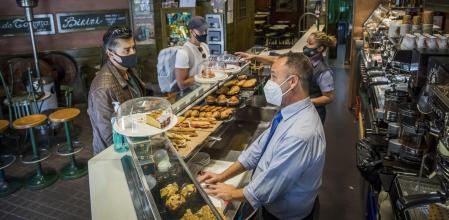 Una cafetería del Passeig de Gràcia de Barcelona.