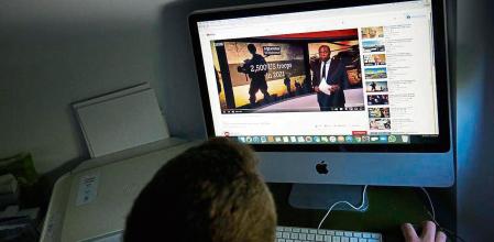 Las noticias se pasan a Youtube, cada vez la gente se informa a traves de Youtube y no solo hace servir la plataforma para ver videos de ocio y entretenimiento.