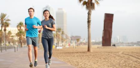 Practicar deporte como propósito de año nuevo.