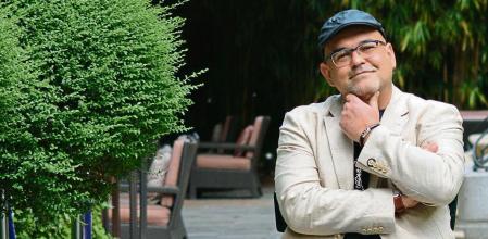 El escritor Alexis Ravelo