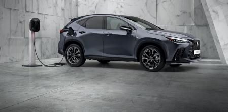 El Lexus NX destaca por su avanzado compendio de conectividad y su capacidad de innovación en materia de seguridad
