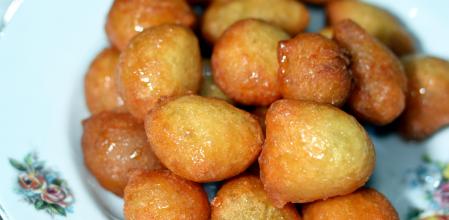 Buñuelos con miel