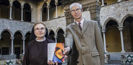 Isaura Marcos y David Jou.