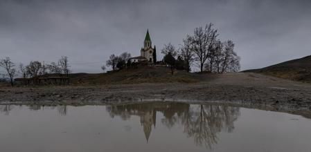 Reflejos del santuario de Puig-agut.