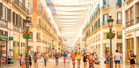 Los malagueños se han cansado del turismo cada vez mayor y ahora están tomando medidas