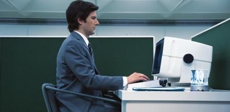 Adam Scott, de 'Parks and Recreation' a 'Severance (Separación)'.