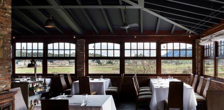 El comedor del restaurante La Huertona, en Ribadesella
