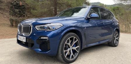 La tecnología híbrida enchufable de BMW permite un consumo contenido siempre que la batería esté cargada