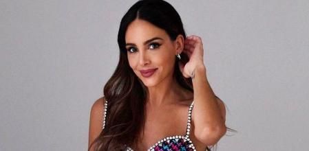 La diseñadora sevillana Rocío Osorno, con el codiciado conjunto de Area.