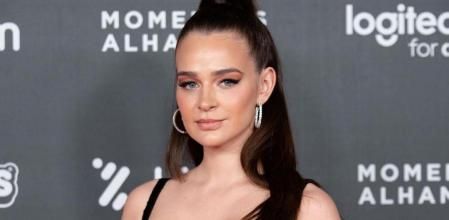 Laura Escanes con su nuevo look en los premios Ídolo