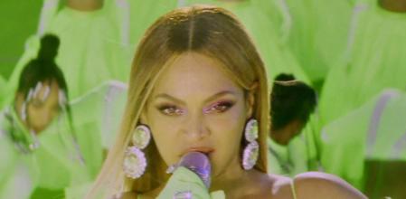 Beyonce durante su actuación